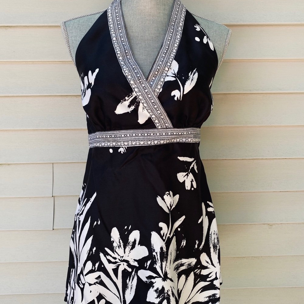 COPY - White House Black Market Silk Halter Top Blouse S